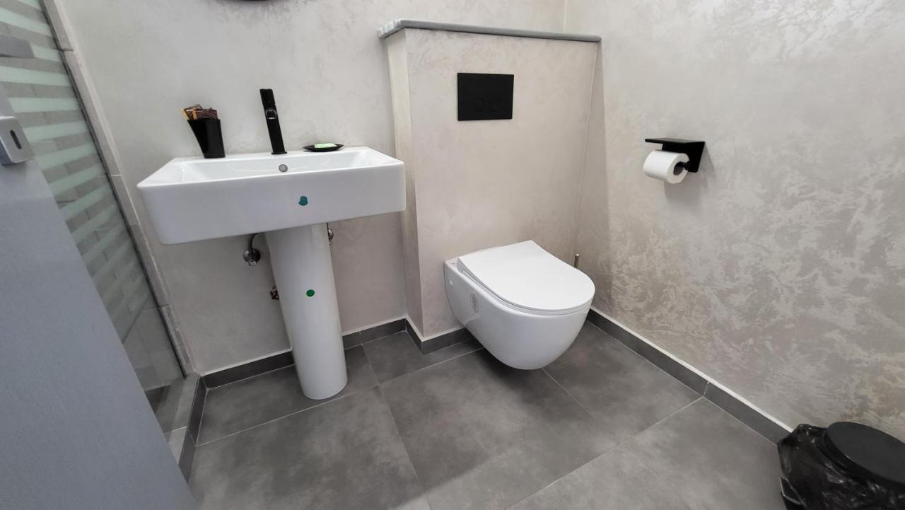 Boutique Global Aparthotel Brasov Exterior photo